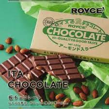 ROYCE' Chocolate bar [with almonds]
